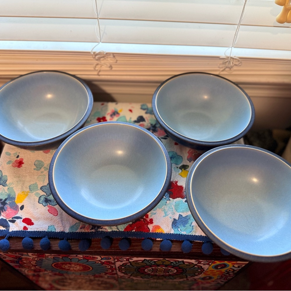 Elegant Sky Blue Dinnerware Bowl Set: Denby stoneware